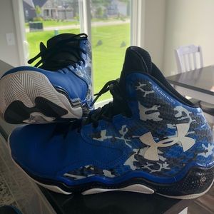 Under Armour Basketball Shoes